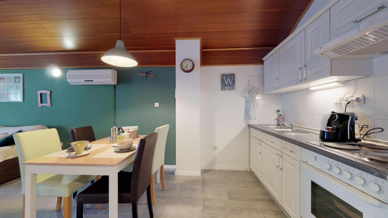 Lara Deluxe Superior 5 Star Apartment, Your Piece Of Heaven By The Sea & Park Novigrad  Exterior photo